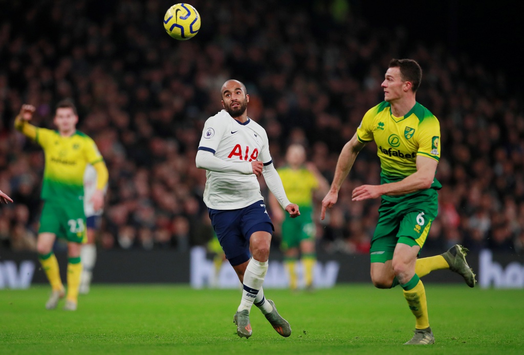 Son Heung-min toa sang de giup Tottenham thang chat vat hinh anh 1 t1.JPG