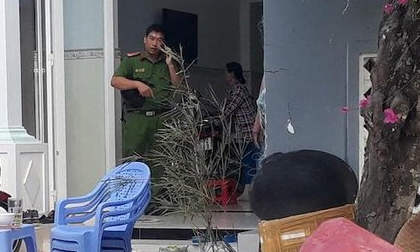 Nhắc nhở đánh bài, một người đàn ông bị đâm chết trưa mùng 1 Tết