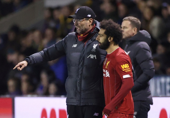 Minamino gay that vong, Liverpool dut chuoi tran thang hinh anh 9 2020_01_26T184232Z_815840580_RC2UNE9L8A9K_RTRMADP_3_SOCCER_ENGLAND_SHT_LIV_REPORT.JPG