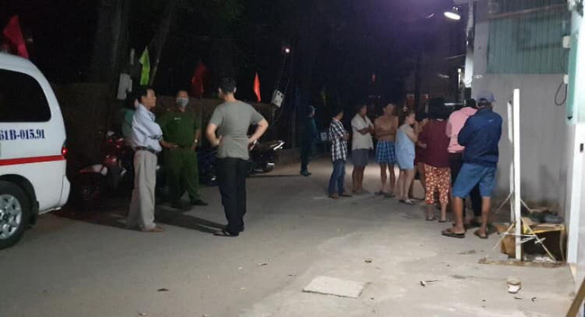Bình Dương: Mẹ nhốt con trong phòng rồi bàng hoàng phát hiện con treo cổ chết đêm mùng 3 Tết - Ảnh 1. Bình Dương: Mẹ nhốt con trong phòng rồi bàng hoàng phát hiện con treo cổ chết đêm mùng 3 Tết - Ảnh 1.
