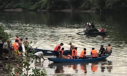 Lật thuyền trên đập nước, 1 người phụ nữ tử vong