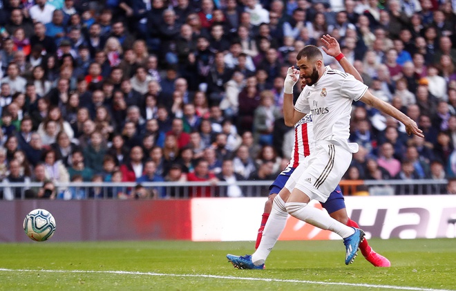 Thang derby Madrid, Real noi khoang cach voi Barca len 6 diem hinh anh 1 2020_02_01T161859Z_950012544_RC2SRE924LAF_RTRMADP_3_SOCCER_SPAIN_MAD_ATM_REPORT.JPG