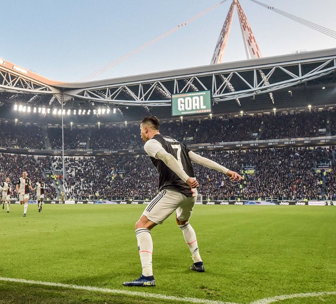 Ronaldo lap ky luc bang 2 cu da penalty thanh cong hinh anh 1 a_4.JPG