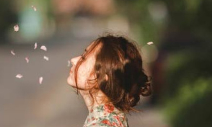 Bí mật của người phụ nữ mạnh mẽ: Buổi sáng rạng rỡ mỉm cười, tối về lặng thầm rơi nước mắt