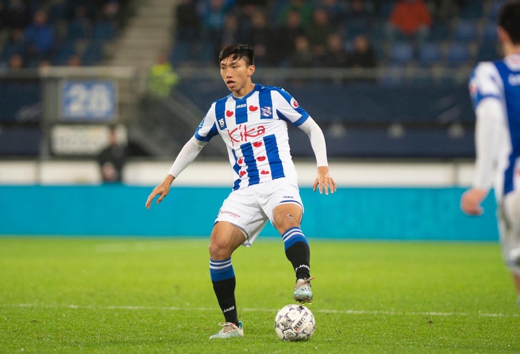 Vi sao Heerenveen loai nhieu tai nang tre nhung giu lai Van Hau? hinh anh 1 Van_Hau_Heerenveen_1.jpg