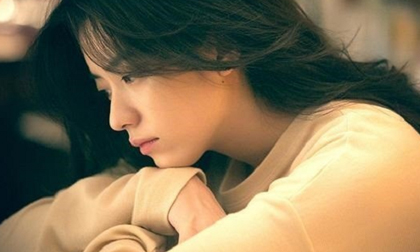 Đằng sau sự mạnh mẽ của đàn bà chính là bóng dáng một người đã từng rơi nhiều nước mắt