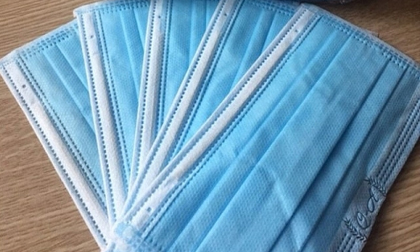 Xử phạt nhiều cơ sở nâng giá khẩu trang y tế, găm hàng ở TP.HCM