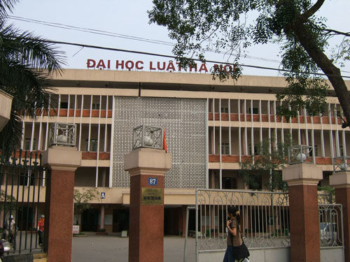 Nhiều trường ĐH cho sinh viên tiếp tục nghỉ thêm 1 tuần để phòng dịch - Ảnh 1.