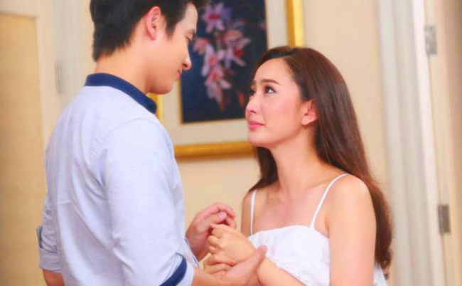 Mười mươi biết chồng có bồ mà vợ quyết không đánh ghen, cô chỉ 