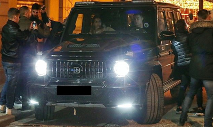 Cận cảnh siêu SUV V12 đặc biệt - món quà sinh nhật của Ronaldo