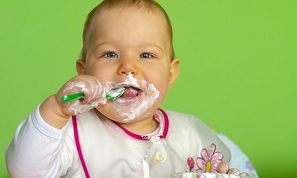 Cho trẻ ăn sữa chua vào đúng 'giờ vàng' này, bé hấp thụ canxi gấp 3 lần, cao lớn vượt trội