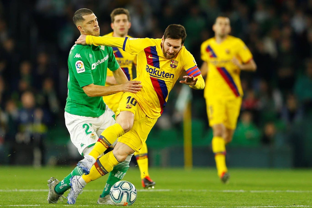 Messi lap hat-trick kien tao giup Barca nguoc dong hinh anh 1 Messi4.jpg