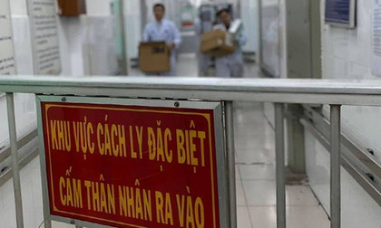 Sức khỏe bé gái 3 tháng tuổi dương tính với virus Corona giờ ra sao?