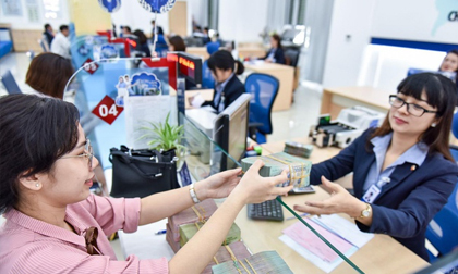 Hơn 4.000 nhân viên ngân hàng nghỉ việc năm qua