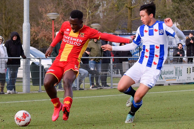 Van Hau ghi dau giay giup Jong Heerenveen thang Venlo hinh anh 1 2_1.jpg
