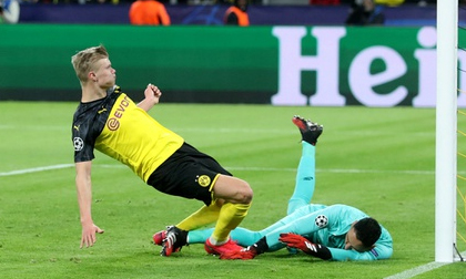 Haaland lập cú đúp giúp Dortmund đánh bại PSG