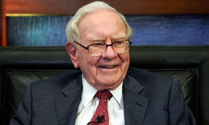 Tỷ phú Warren Buffett cuối cùng cũng mua một chiếc iPhone