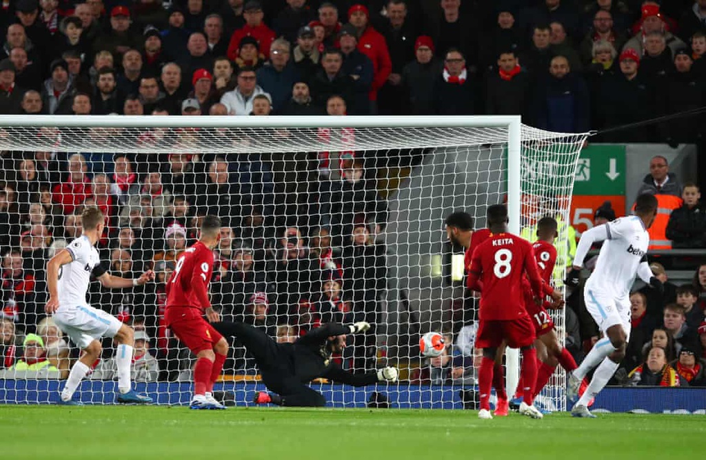 Liverpool thang 18 tran lien tiep sau man loi nguoc dong hinh anh 2 wes.jpg