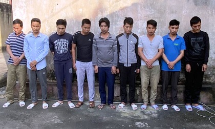 Thanh Hóa: Bắt quả tang 9 đối tượng đánh bạc, thu trên chiếu hơn 30 triệu đồng