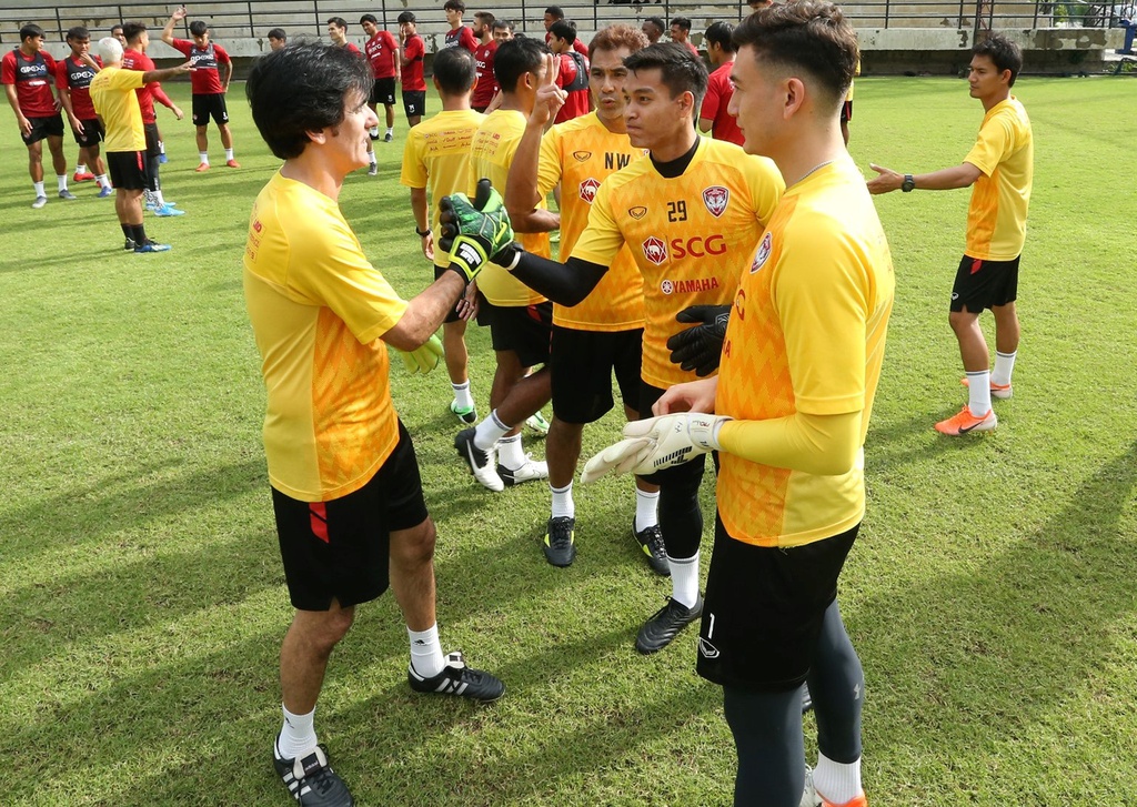 Vi sao Van Lam mat suat chinh thuc? hinh anh 1 lopes_vl.jpg