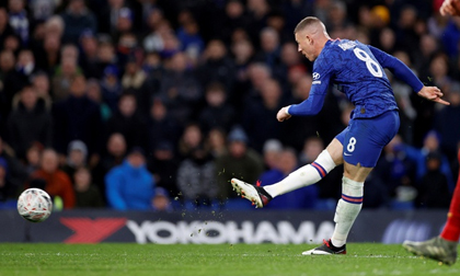 Chelsea 2-0 Liverpool: 'The Kop' thất bại toàn diện