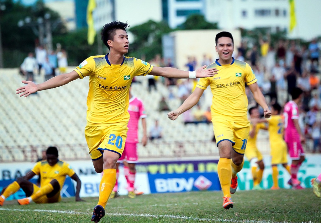 Cong Phuong va nhung su tro lai dang cho doi cua V.League 2020 hinh anh 4 duc1.jpg