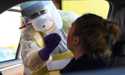 Covid-19 lây lan chóng mặt: Anh phát hiện ca tử vong đầu tiên vì nhiễm virus corona