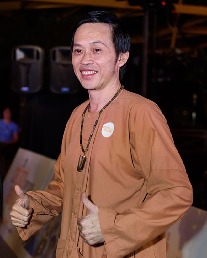 Diện mạo sành điệu thời trẻ và quá khứ ăn chơi của danh hài Hoài Linh - Ảnh 1. Diện mạo sành điệu thời trẻ và quá khứ ăn chơi của danh hài Hoài Linh - Ảnh 1.
