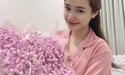 Dù đang tự cách ly vì dịch bệnh, Trường Giang vẫn không quên tạo bất ngờ cho Nhã Phương ngày 8/3
