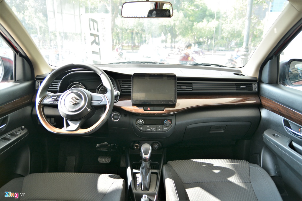 Nhung lua chon xe 7 cho dang chu y gia duoi 1 ty dong hinh anh 3 5_Ertiga2020_zing.jpg