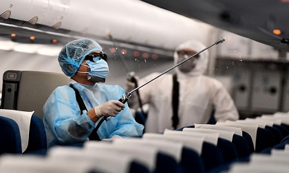 Một khách nghi nhiễm Covid-19, cách ly cả chuyến bay về Tân Sơn Nhất