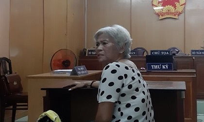 Người đàn bà châm lửa thiêu sống trụ trì