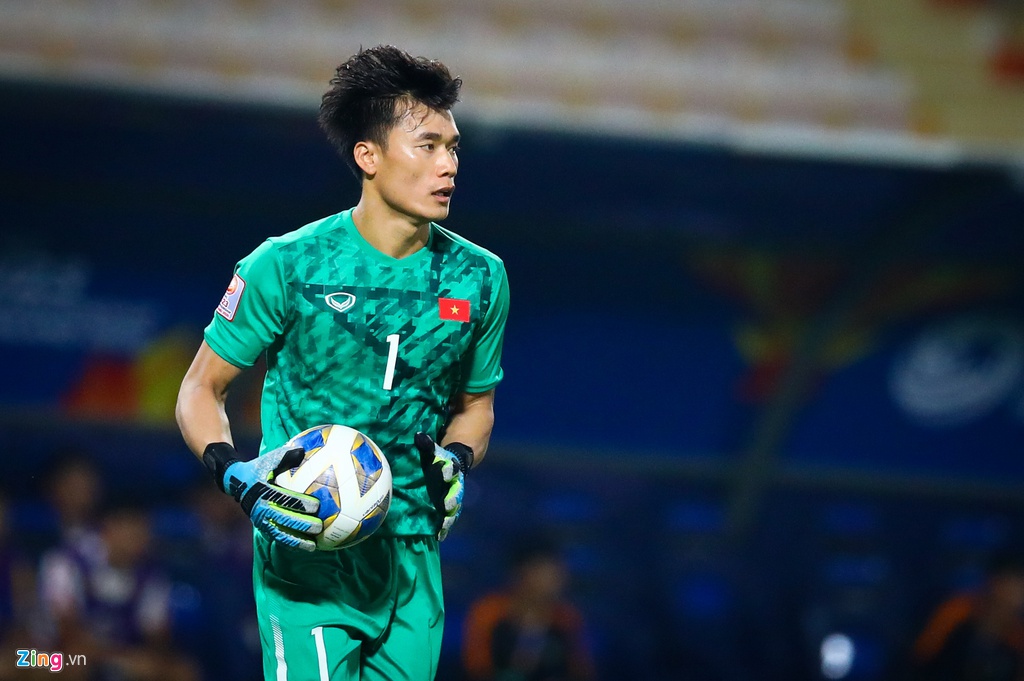 Vi sao Bui Tien Dung cham day su nghiep o tuoi 23? hinh anh 5 Bui_Tien_Dung_5_zing.jpg