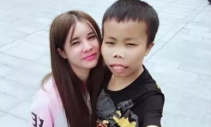 ‘Thiếu gia xấu lạ’ Trung Quốc tay trắng sau 3 năm từ bỏ livestream