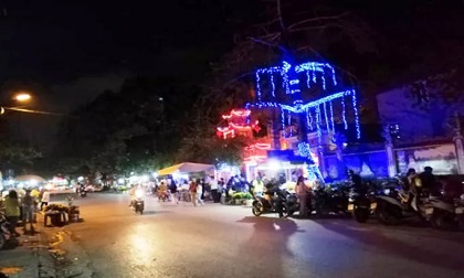 Đóng cửa các quán cà phê, trà chanh bụi phố, trà đá, gội đầu để chống dịch Covid-19