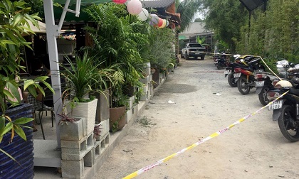 Nam thanh niên bắn nhiều phát vào khách trong quán cà phê