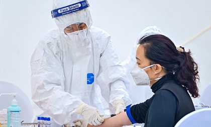 Thêm 4 ca mắc Covid-19, hai người có tiếp xúc gần với BN243