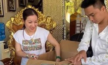 Chiêu thức kiếm tiền tỷ của vợ chồng doanh nhân Nguyễn Thị Dương