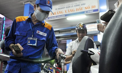 Ngày mai (13/4), giá xăng có thể giảm xuống còn 11.000 đồng/lít