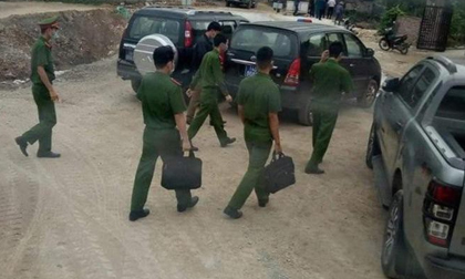Bé trai gần 3 tuổi mất tích khi vào rừng cùng bố mẹ