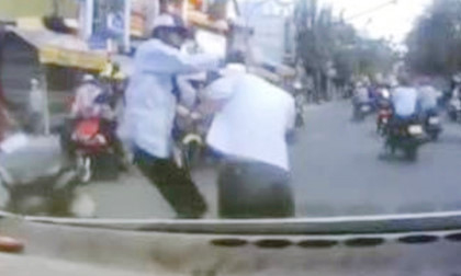 Bắt đối tượng đánh chết người sau va chạm giao thông