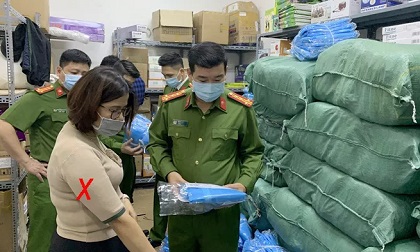 Khởi tố nữ phó giám đốc công ty làm giả hơn 1.200 bộ quần áo bảo hộ phòng dịch Covid-19