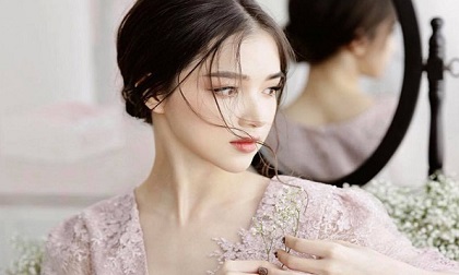 Yêu một người vô tâm nghĩa là đàn bà đã sai ngay từ khi bắt đầu