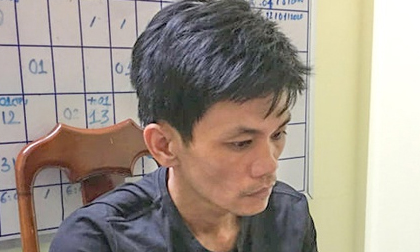 Người hành hung nữ nhân viên chốt kiểm dịch ra đầu thú