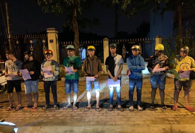 Gan 100 thanh nien dua xe gay nao loan Binh Duong hinh anh 1 quai_xe_2.jpg