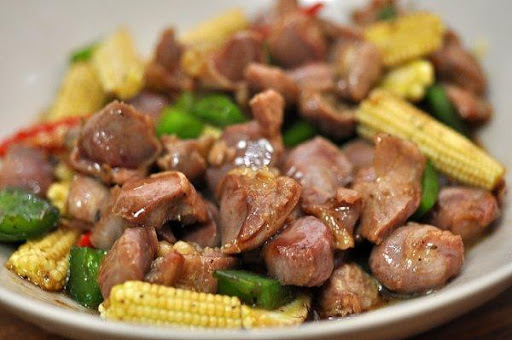 Bữa tối không nên ăn nhiều thịt