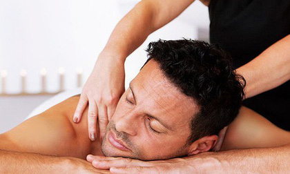 Chính sách hiệu lực tháng 5: Cấm ra nước ngoài hành nghề massage