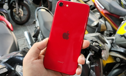 iPhone SE 2020 vừa về Việt Nam đã giảm giá mạnh