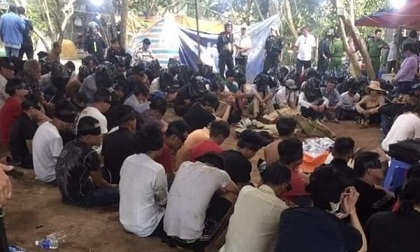 Cảnh sát triệt phá 2 sới bạc lớn ở Tiền Giang