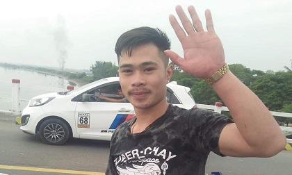 Nam sinh viên người Lào lao mình xuống sông cứu người đàn ông bị rơi từ cầu cao xuống sông